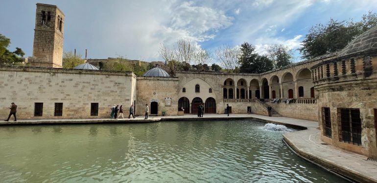 "İslam ülkelerinin 2023 turizm kenti" Şanlıurfa, deprem ve sele rağmen turizmden umutlu