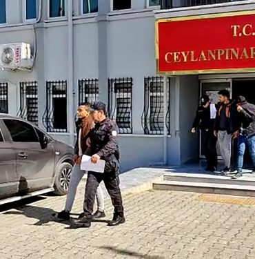 Şanlıurfa'da iki sağlık çalışanını darbeden 3 kişi tutuklandı