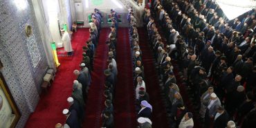 bayram-namazi-dergah-1024x717