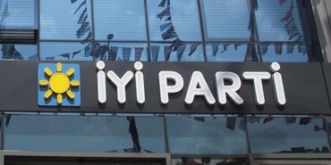 iyi-parti--1024x717