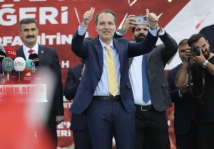 yeniden-refah-partisi-fatih-erbakan-1024x717