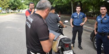 Siverek'te motosiklet sürücülerine yönelik denetim