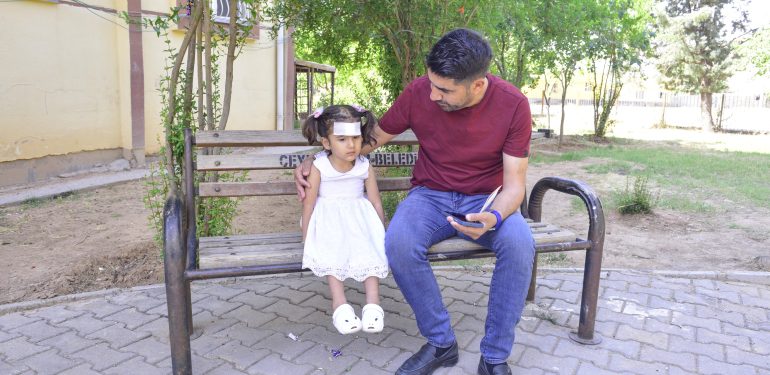 Şanlıurfa'da sahipsiz köpeğin saldırısına uğrayan çocuğun tedavisi tamamlandı