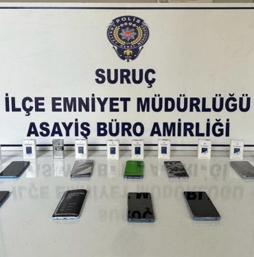 Şanlıurfa'da gümrük kaçağı 10 telefon ele geçirildi