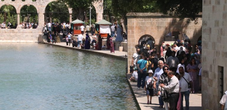Şanlıurfa'da turizmciler çifte bayram yaşayacak