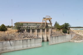 00b94b2e-4e0d-4a6d-90aa-aaa1d3805e02