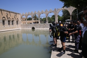 Selin etkilediği Balıklıgöl'ün zemini dalgıçlar tarafından temizleniyor