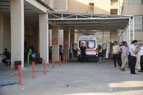 Şanlıurfa'da şarampole devrilen otomobildeki 1 kişi öldü, 4 kişi yaralandı