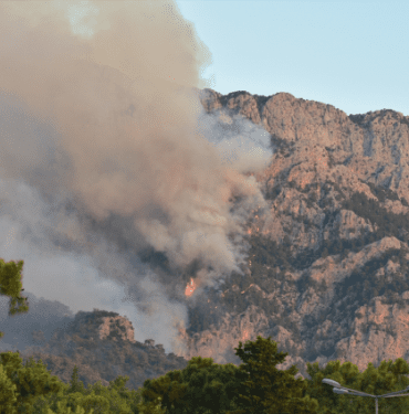 kemer-yangini-35-saatinde-sabahin-ilk-16156432_2062_m