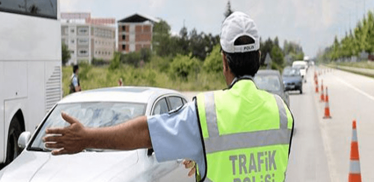 trafik polisi