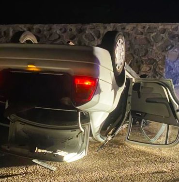 Şanlıurfa'da şarampole devrilen otomobildeki 5 kişi yaralandı