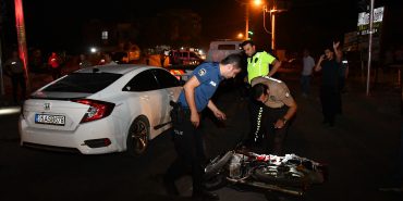 Şanlıurfa'da otomobille çarpışan motosikletteki 2 kişi yaralandı