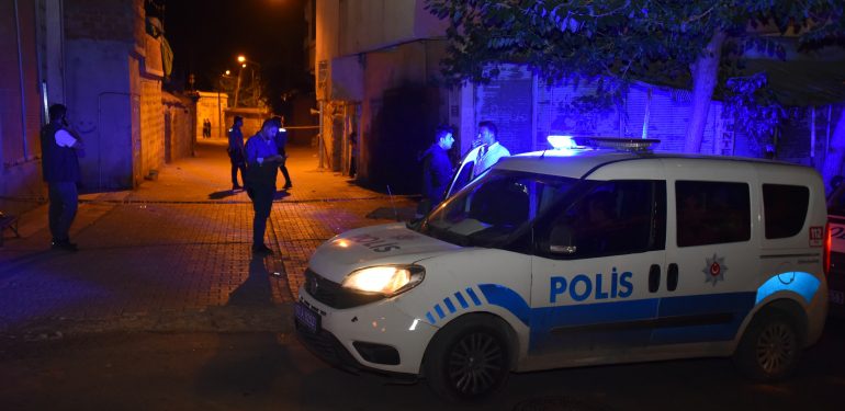 Şanlıurfa'da komşular arasındaki kavgada 4 kişi yaralandı