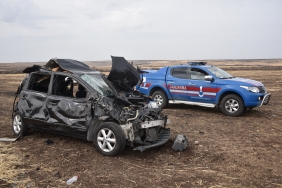 Şanlıurfa'da şarampole devrilen otomobildeki 7 kişi yaralandı