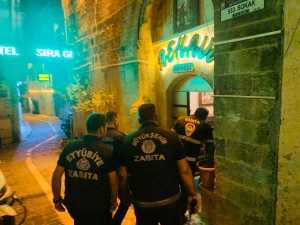 b4998310-98c2-4d98-a033-3b799fe26350