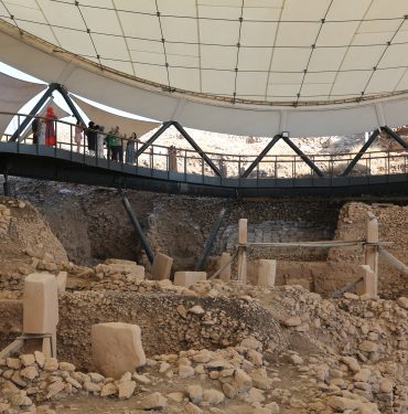 Göbeklitepe'yi ara tatilde günde yaklaşık 5 bin kişi ziyaret ediyor