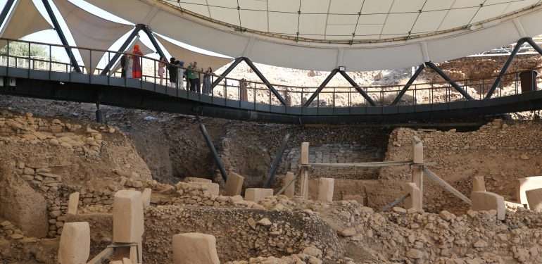 Göbeklitepe'yi ara tatilde günde yaklaşık 5 bin kişi ziyaret ediyor