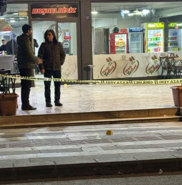 Şanlıurfa'da iş yerine silahlı saldırıda 5 kişi yaralandı