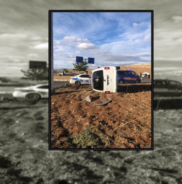 Şanlıurfa'da otomobil ile hafif ticari aracın çarpıştığı kazada 1 kişi öldü, 3 kişi yaralandı