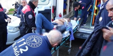 Şanlıurfa'da Polis Merkezi Önünde Silah ve Bıçaklı Kavga! (2)