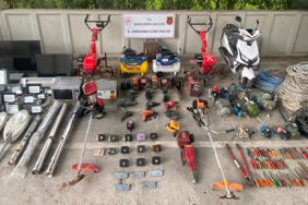 sanliurfada_bag_evi_hirsizlari_jasattan_kacamadi_h50991_63792