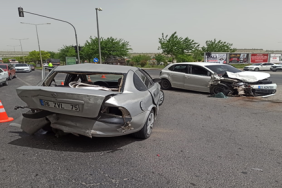 haliliyede_5_aracin_karisigi_kaza_meydana_geldi_5_yarali_h51387_502fa