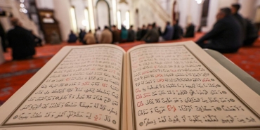 kandil-kuran-dua-aa-2182445