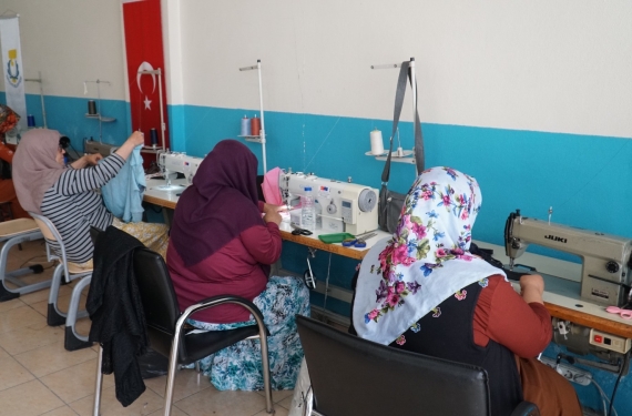 6d77aaa4-9a98-4140-b5c1-eb5cad990b32