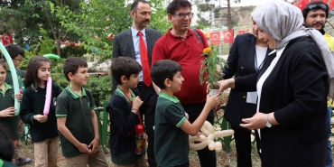 734572a0-cdd6-434e-a2c8-3f84078a3e8b