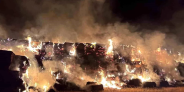 Ceylanpınar’da Saman Balyaları Alev Aldı