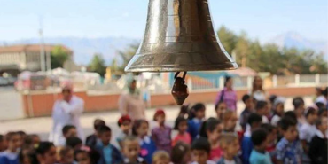 anne-babalar-dikkat-ogretmenle