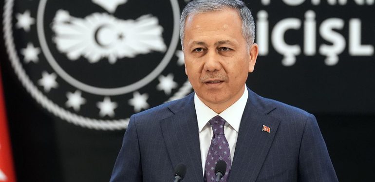 icisleri-bakani-ali-yerlikaya-2229317