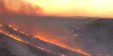 Birecik'te Etkili Alanlarda Korkutan Yangın