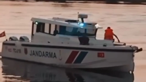 fırat nehrinde erkek cesedi
