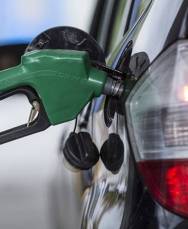 benzine-gece-yarisi-150-liralik-zam-geliyor-jlbq-1024x576